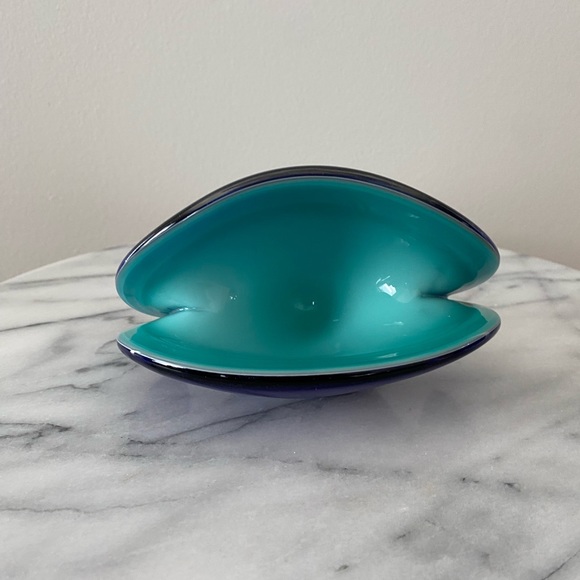 Vintage Murano Glass Clam - stand up or lie it down - Picture 5 of 8